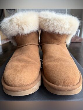 UGG Milla Boots Size 9